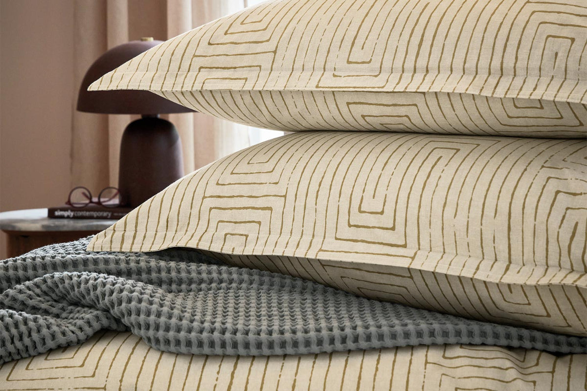 Murmur | Pia Duvet Cover Set | Ochre | Super King-4