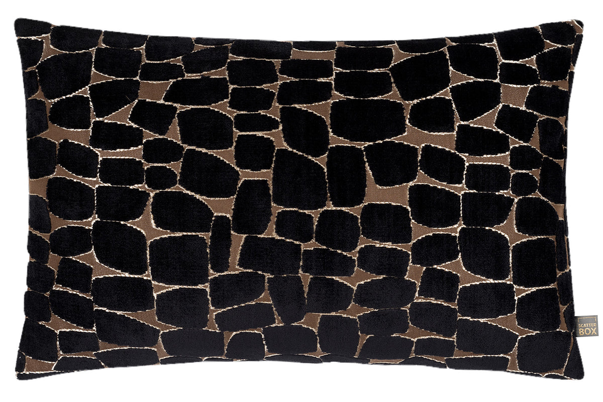 Olten Cushion | Black/Gold | 40 x 60 cm