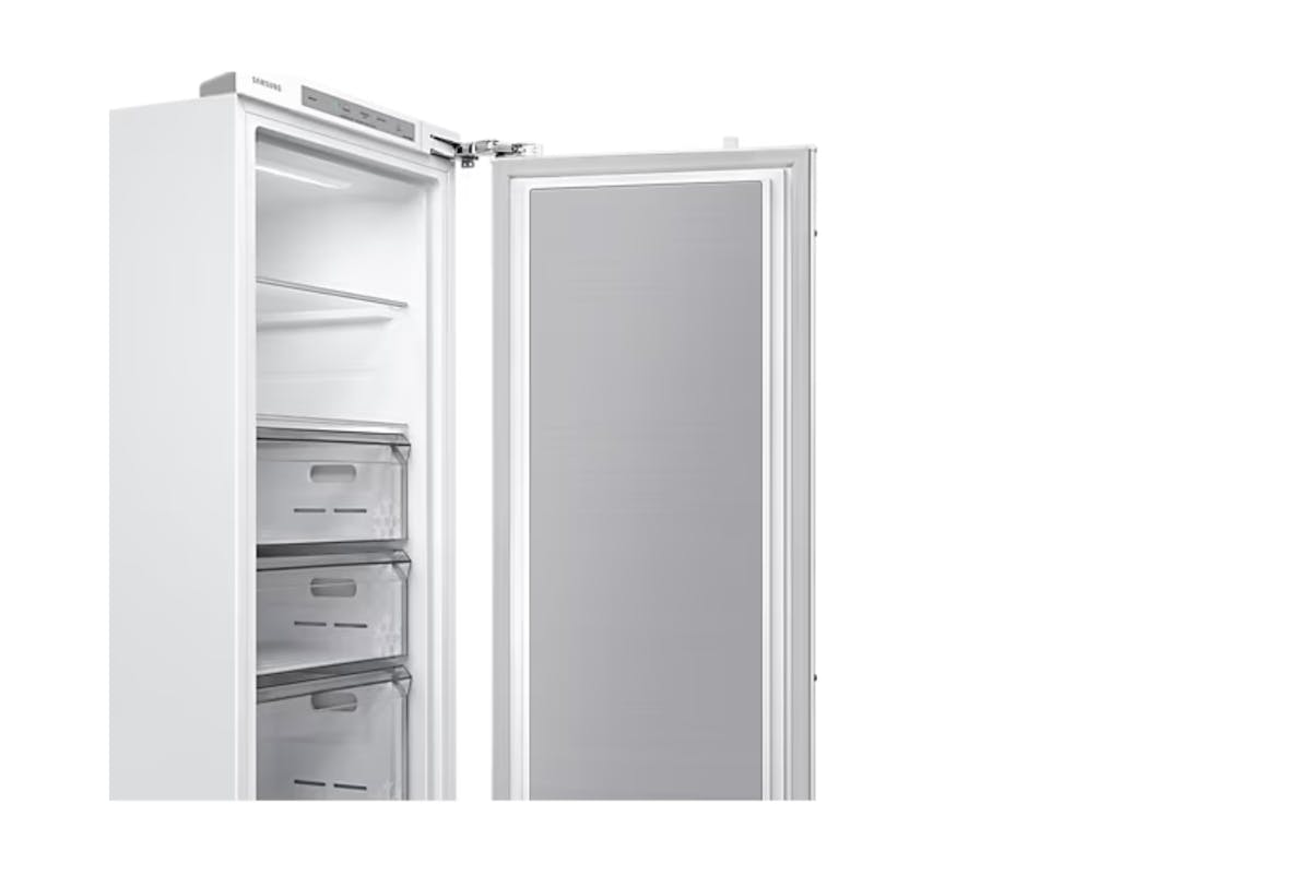 Samsung Smart Integrated One Door Freezer with SpaceMax™ | BRZ22720EWW/EU-4