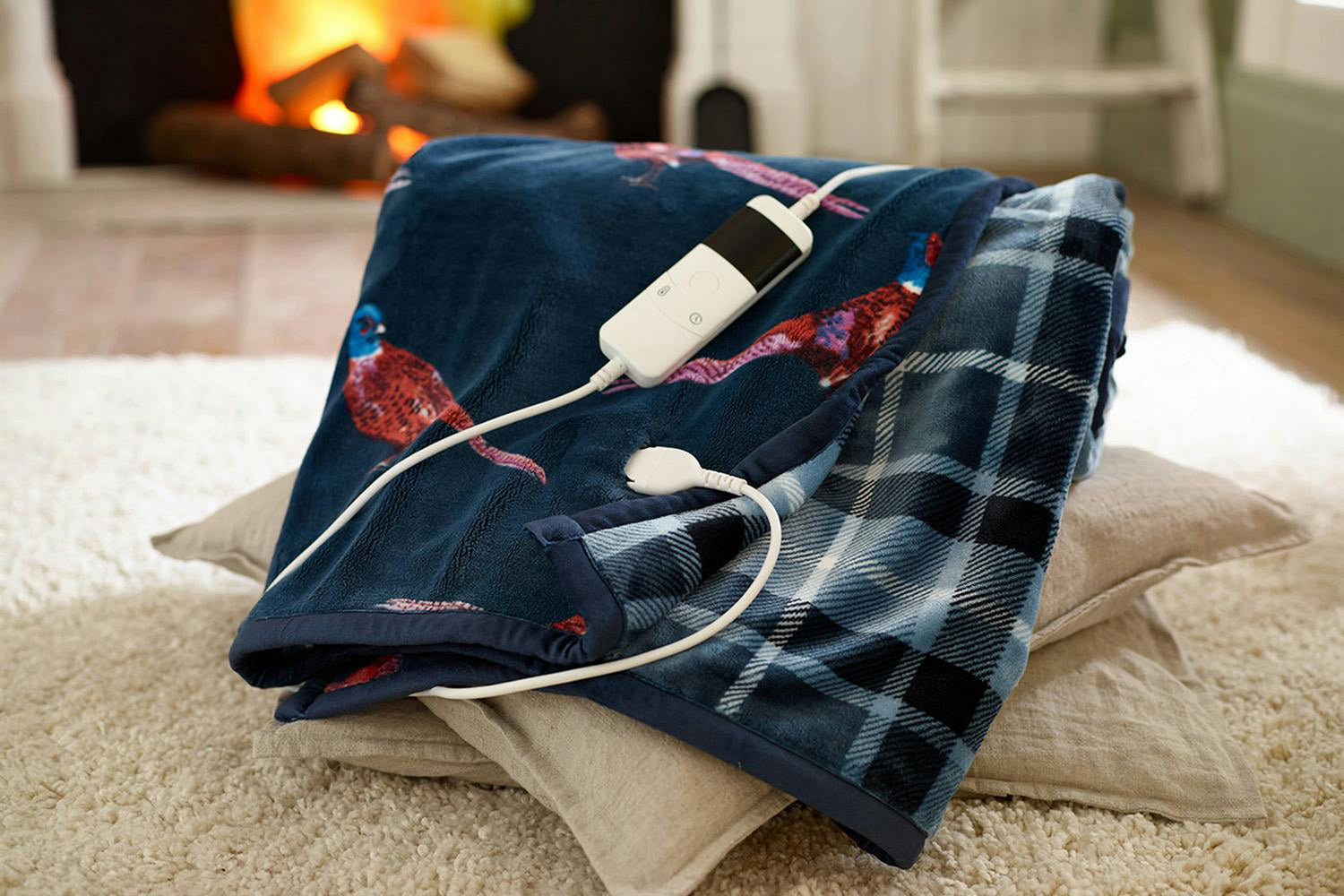 Pheasant Heated Throw | Navy | 140 x 180 cm-4