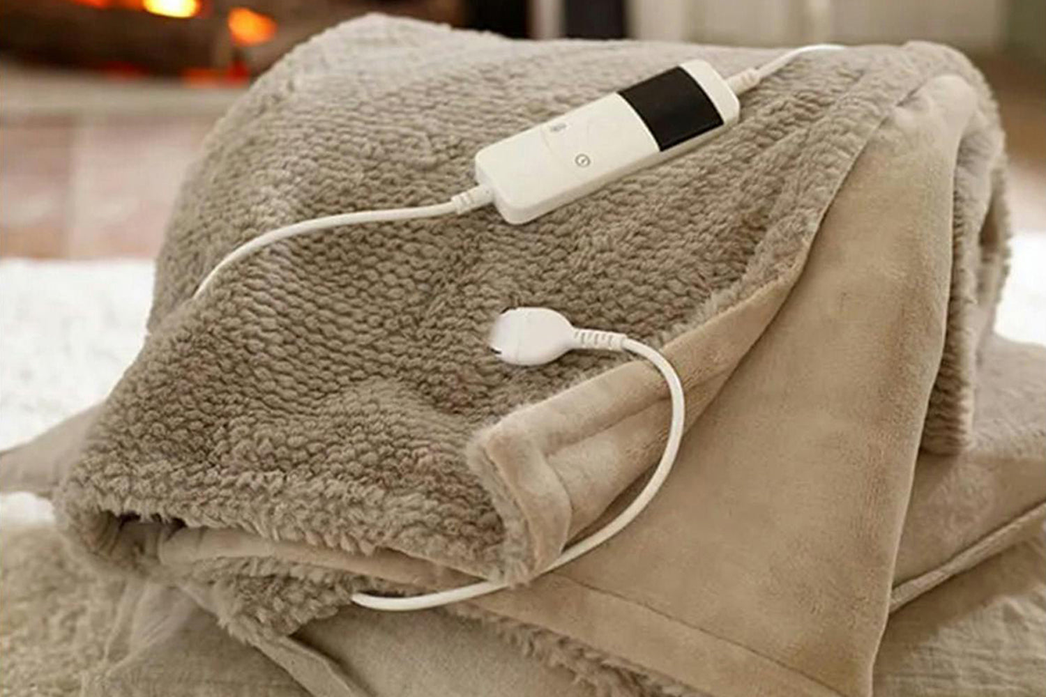 Sandringham Heated Throw | Taupe | 130 x 170 cm-3