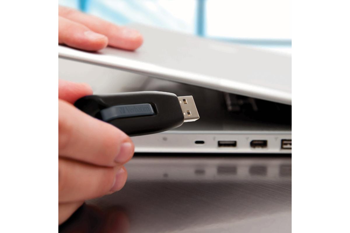 Verbatim Store 'n' Go V3 USB 3.2 Gen 1 Flash Drive | 64GB | Grey-2