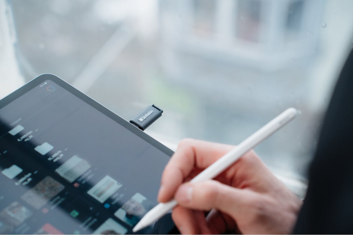 Verbatim Retractable USB-C Drive | 32GB-8