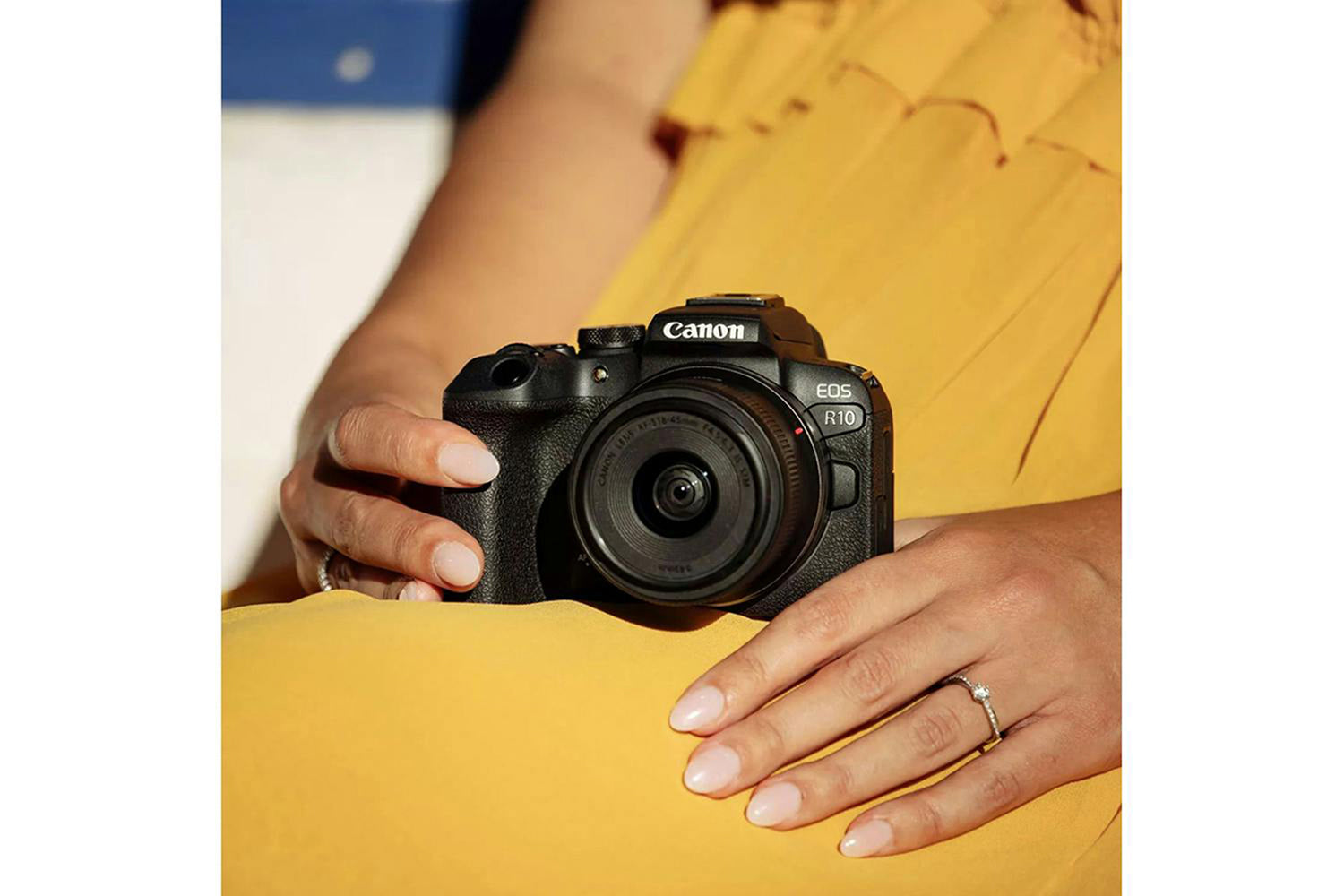 Canon EOS R10 Mirrorless Camera with RF-S 18-45mm Lens | Black-16