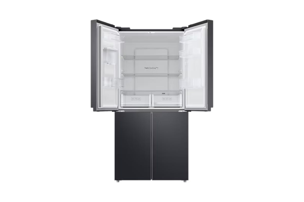 Samsung Series 8 French Style Fridge Freezer with Twin Cooling Plus™ | RF48A401EB4/EU-5