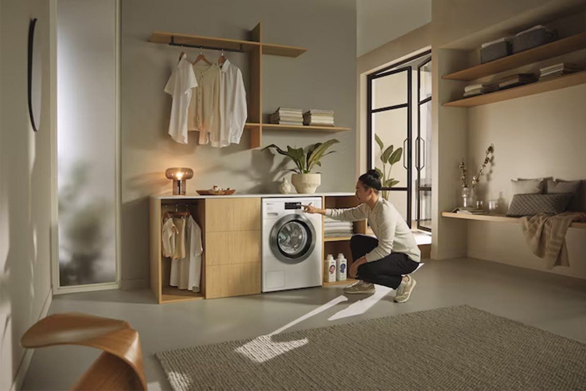 Miele 10kg QuickPowerWash Freestanding Washing Machine | WEK365-5
