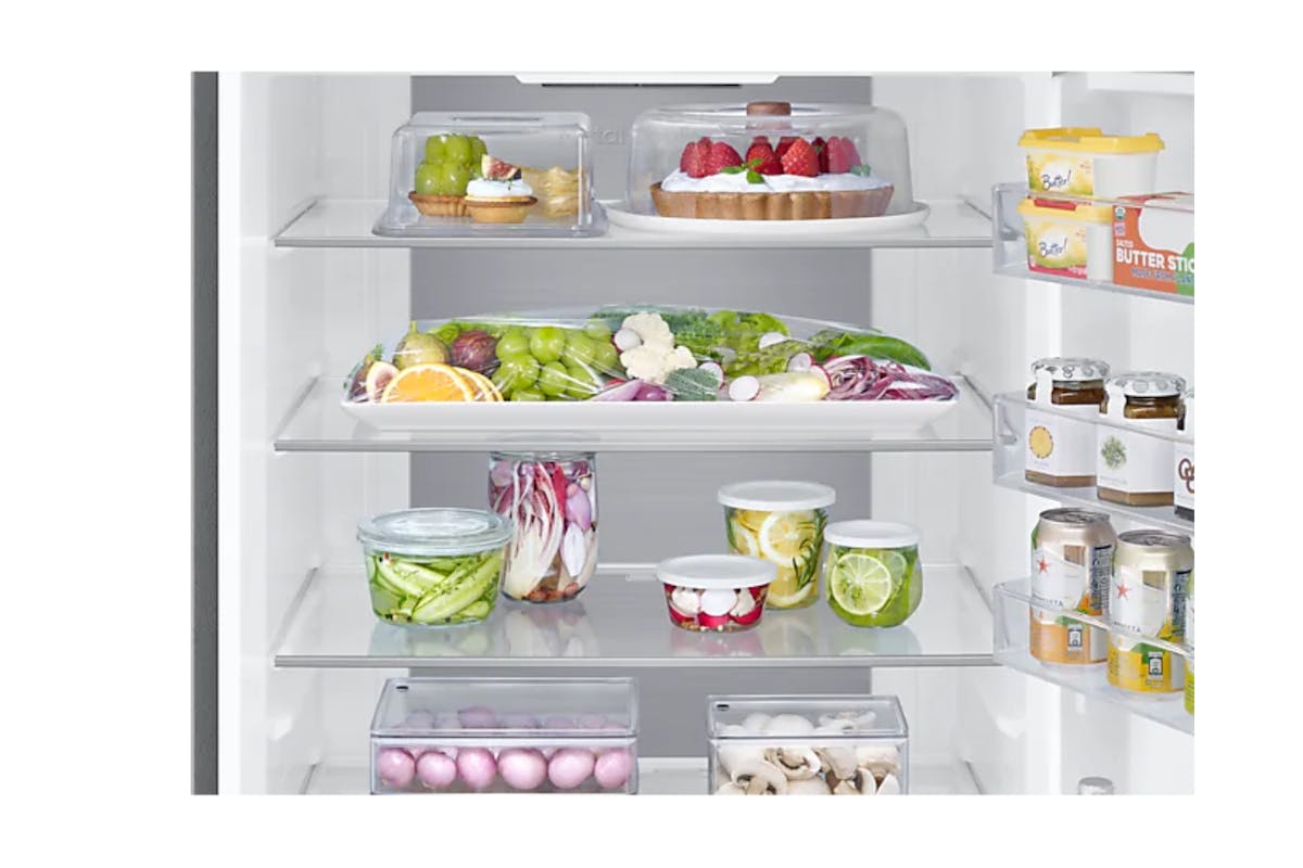 Samsung Series 8 Classic Fridge Freezer with SpaceMax™ | RB53DG703ES9EU-3