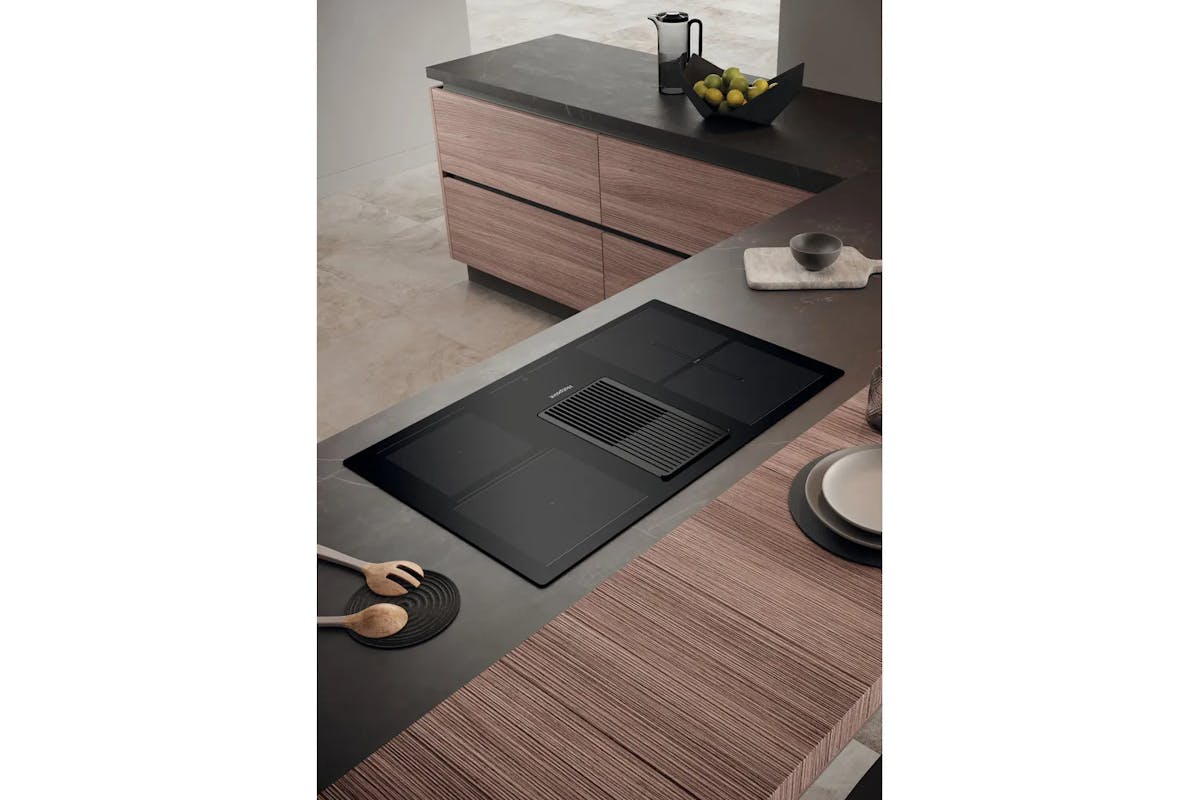 Hotpoint 83cm Built-in Vented Induction Hob | PVH92BK/FKIT-7