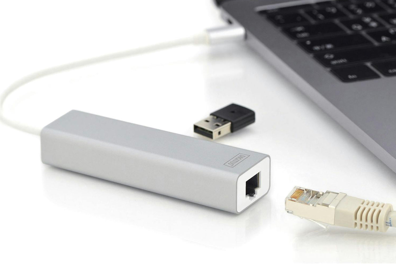 Digitus USB Type-C 3-Port Hub + Gigabit Ethernet-2