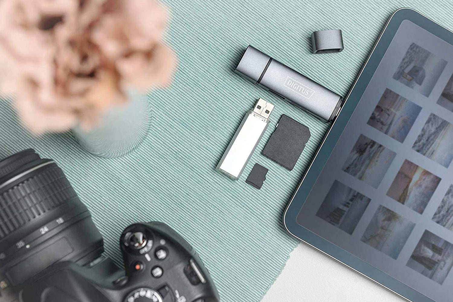 Digitus USB-C/USB 3.0 Dual Card Reader Hub-2