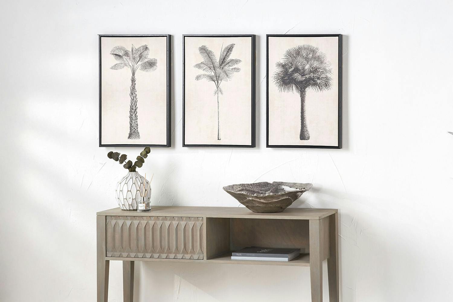 Palm Tree Print Canvases | Natural/Black | 40 x 60 cm | Set of 3-2