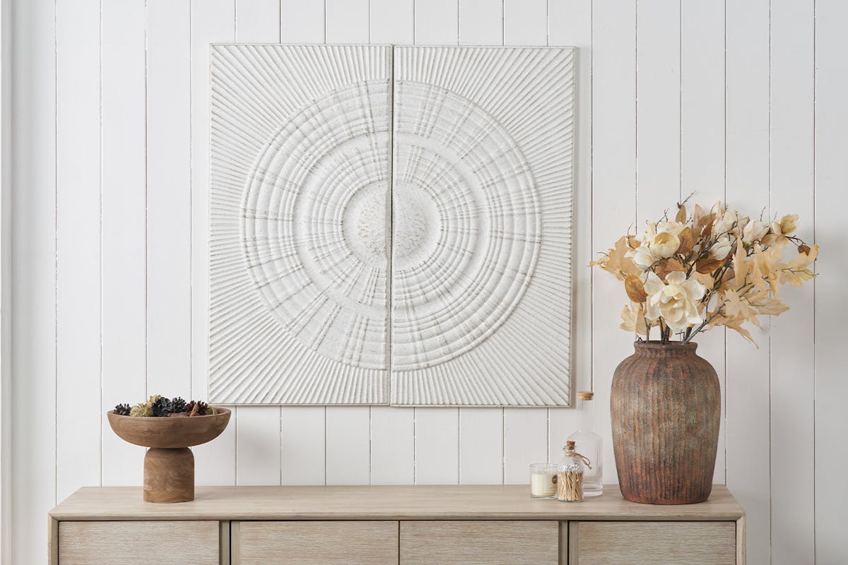 S/2 Antique White Moulded Metal Circle Wall Art | White | 91 x 46 cm-2