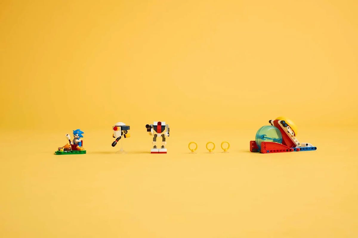 Lego Sonic's Campfire Clash Building Toy Set-9