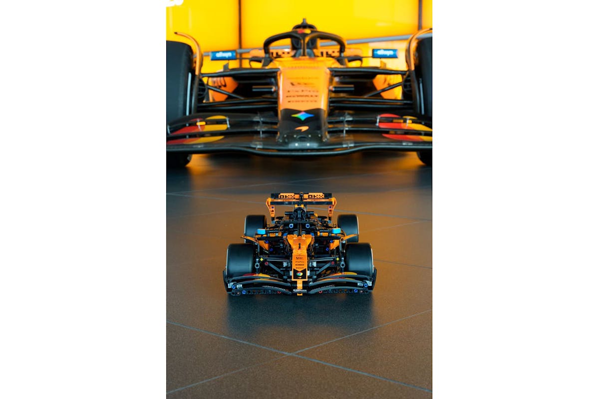 Lego Speed Champions McLaren F1 Team MCL38 Race Car Building Toys Set-12