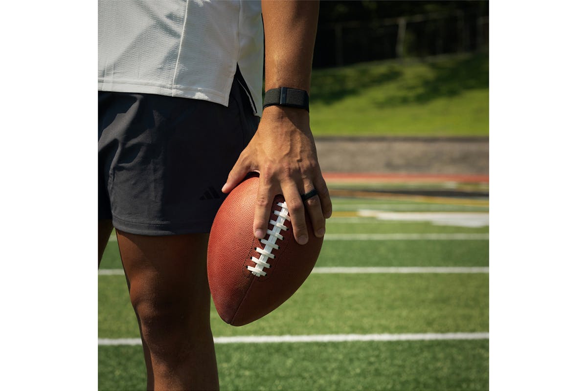 Whoop One 5.0 | 12 Month  Membership | CoreKnit Band | Jet Black-2
