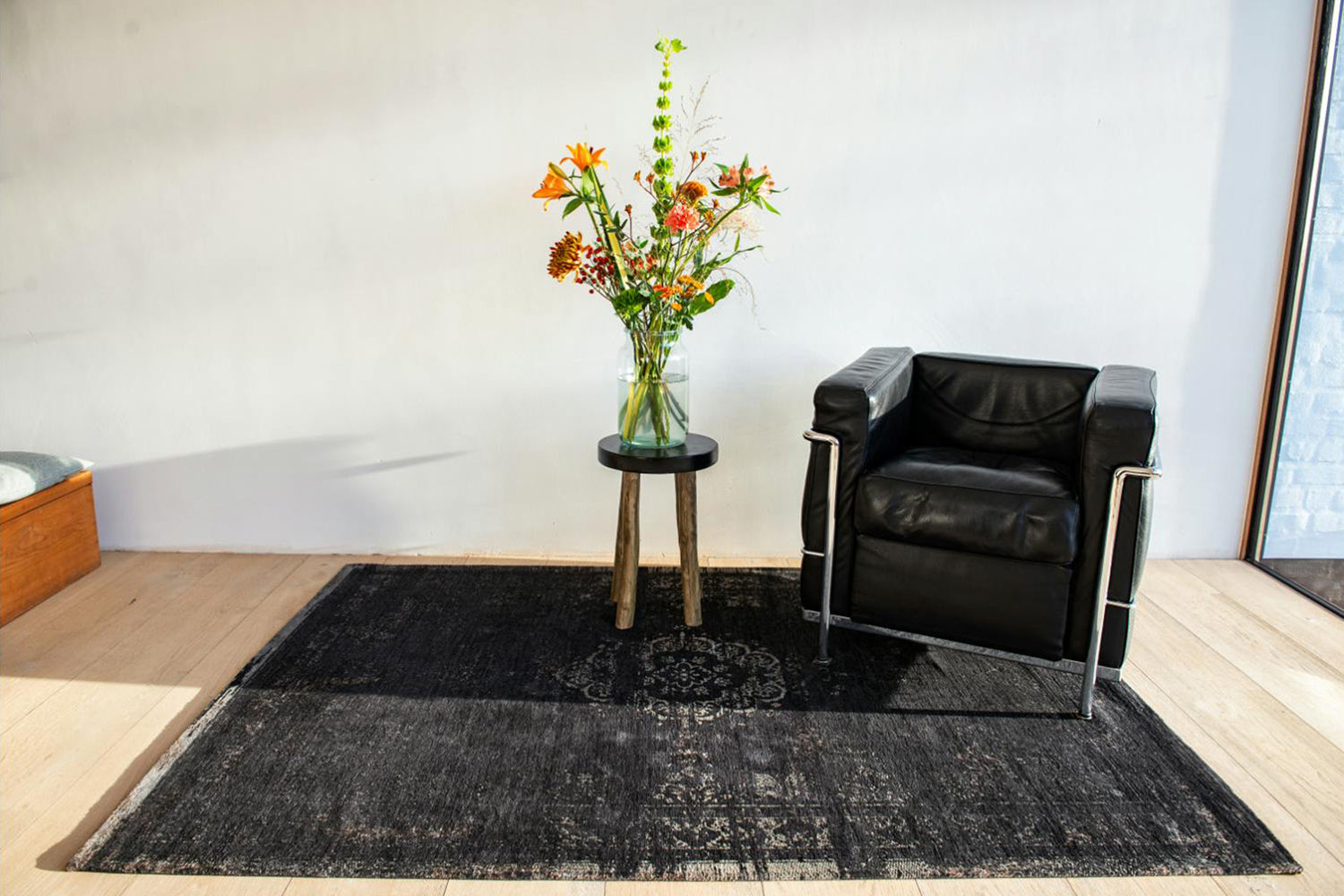 Louis De Poortere | Medallion Eco Rug | Mineral Black | 170 x 240 cm-10
