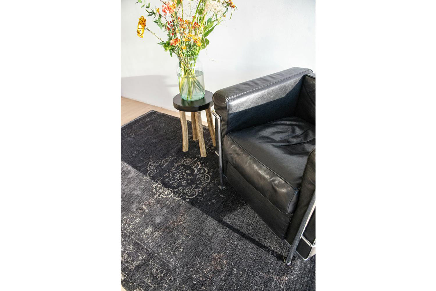 Louis De Poortere | Medallion Eco Rug | Mineral Black | 200 x 280 cm-6