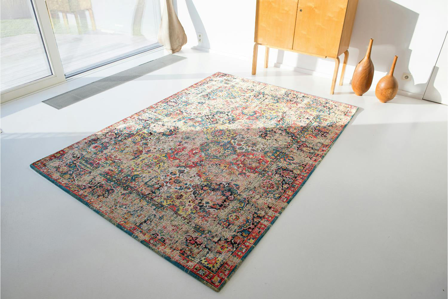 Louis De Poortere | Bakhtiari Janiserry Indoor Eco Rug | Multicolour | 140 x 200 cm-3