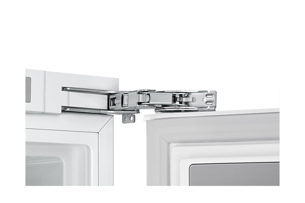 Samsung Smart Integrated One Door Freezer with SpaceMax™ | BRZ22720EWW/EU-9