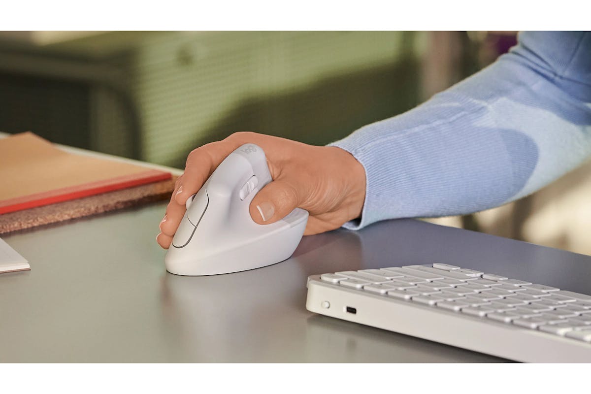 Logitech Ergo Series Lift Vertical Mouse | Off-White-2