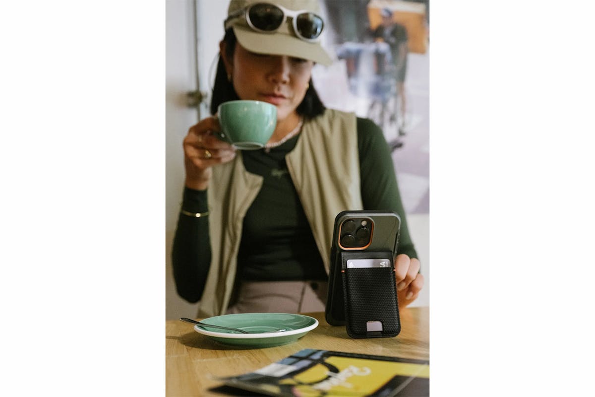 UAG Metropolis Kevlar Magsafe Wallet | Kevlar Black-2
