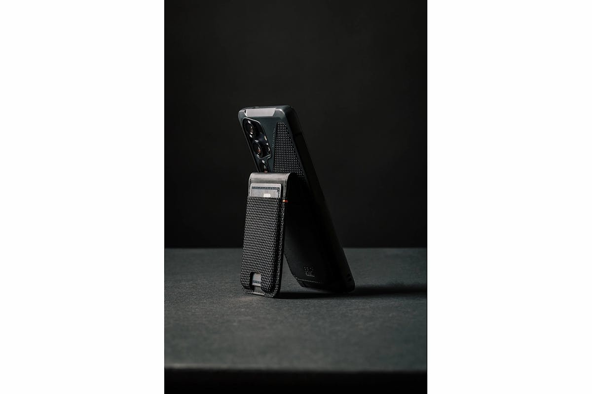 UAG Metropolis Kevlar Magsafe Wallet | Kevlar Black-13