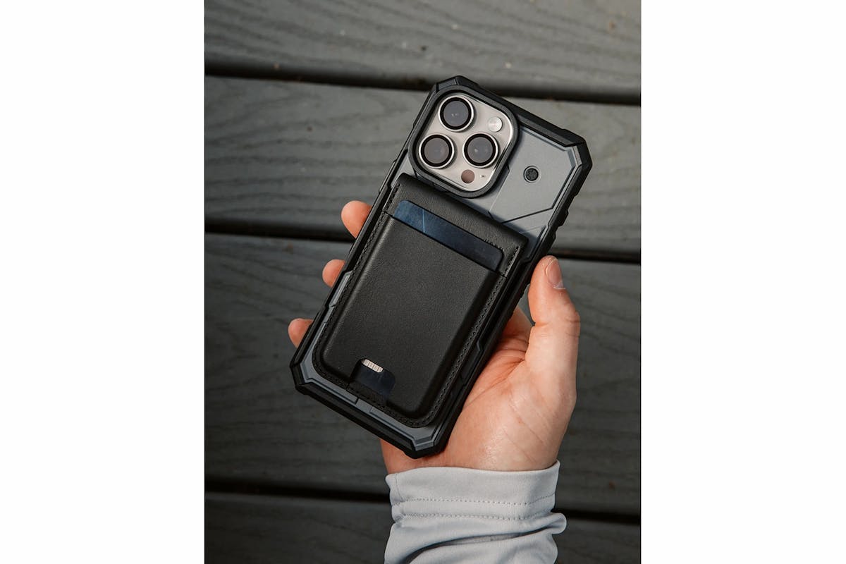 UAG Metropolis Vegan Leather Magsafe Wallet | Black-25