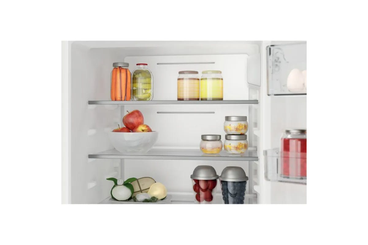 Hotpoint Integrated Fridge Freezer | HTC18T112UK-9