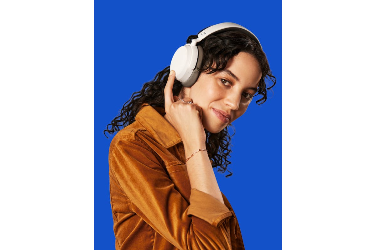 Sennheiser Accentum Plus Over-Ear Wireless Noise Cancelling Headphone | White-2