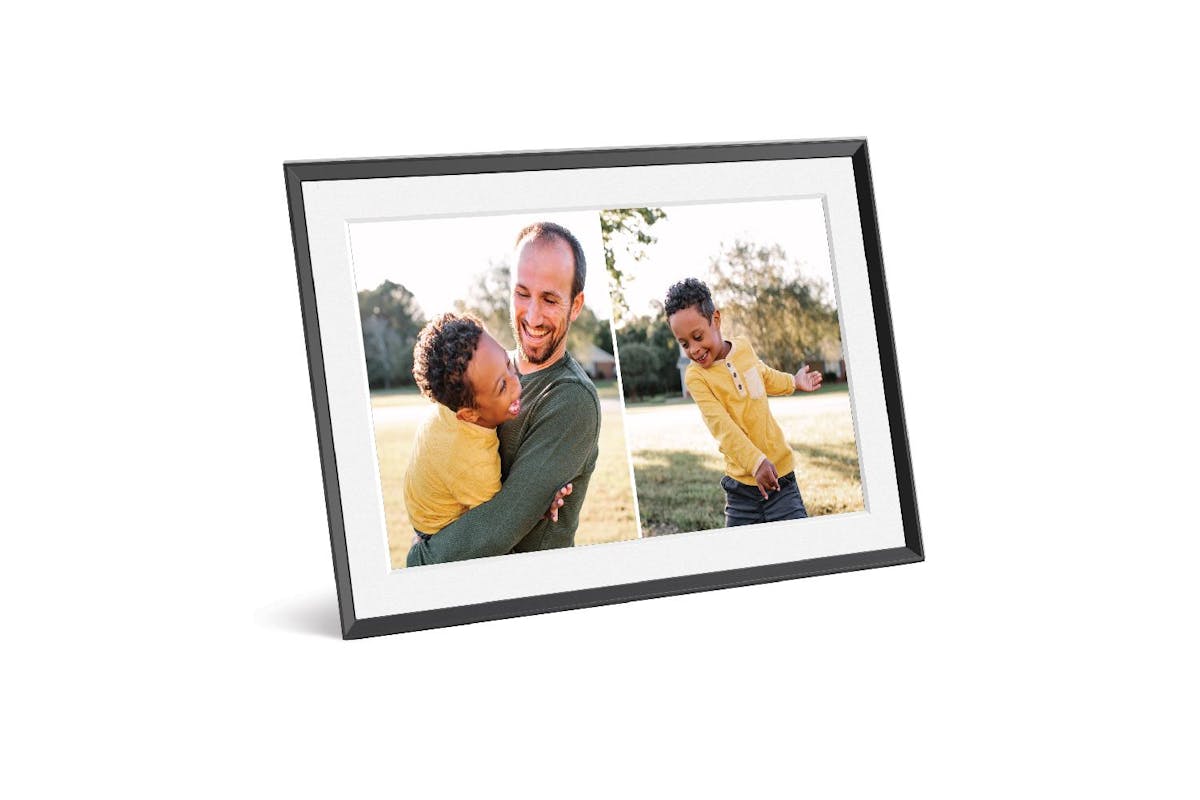 Aura Carver Mat 10.1" Digital Photo Frame with Mat-2