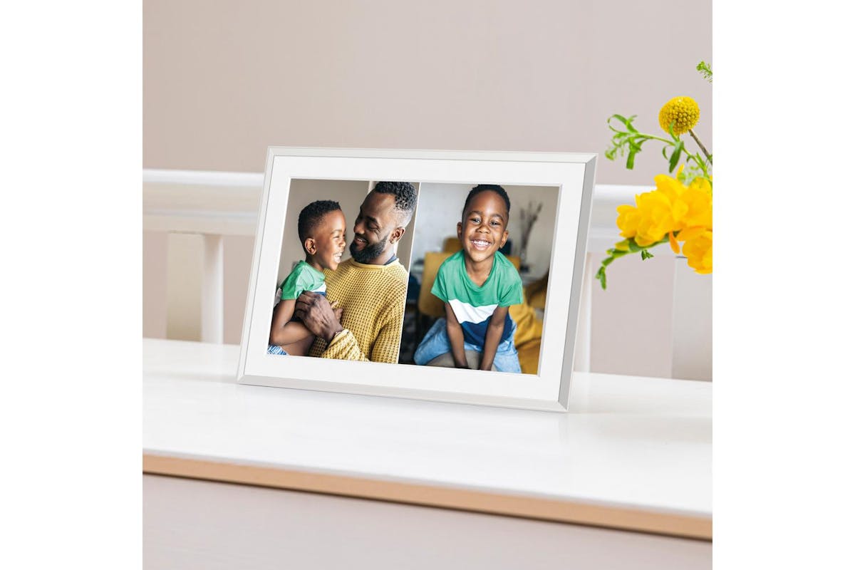 Aura Carver 10.1" Digital Photo Frame Mat Clay-6