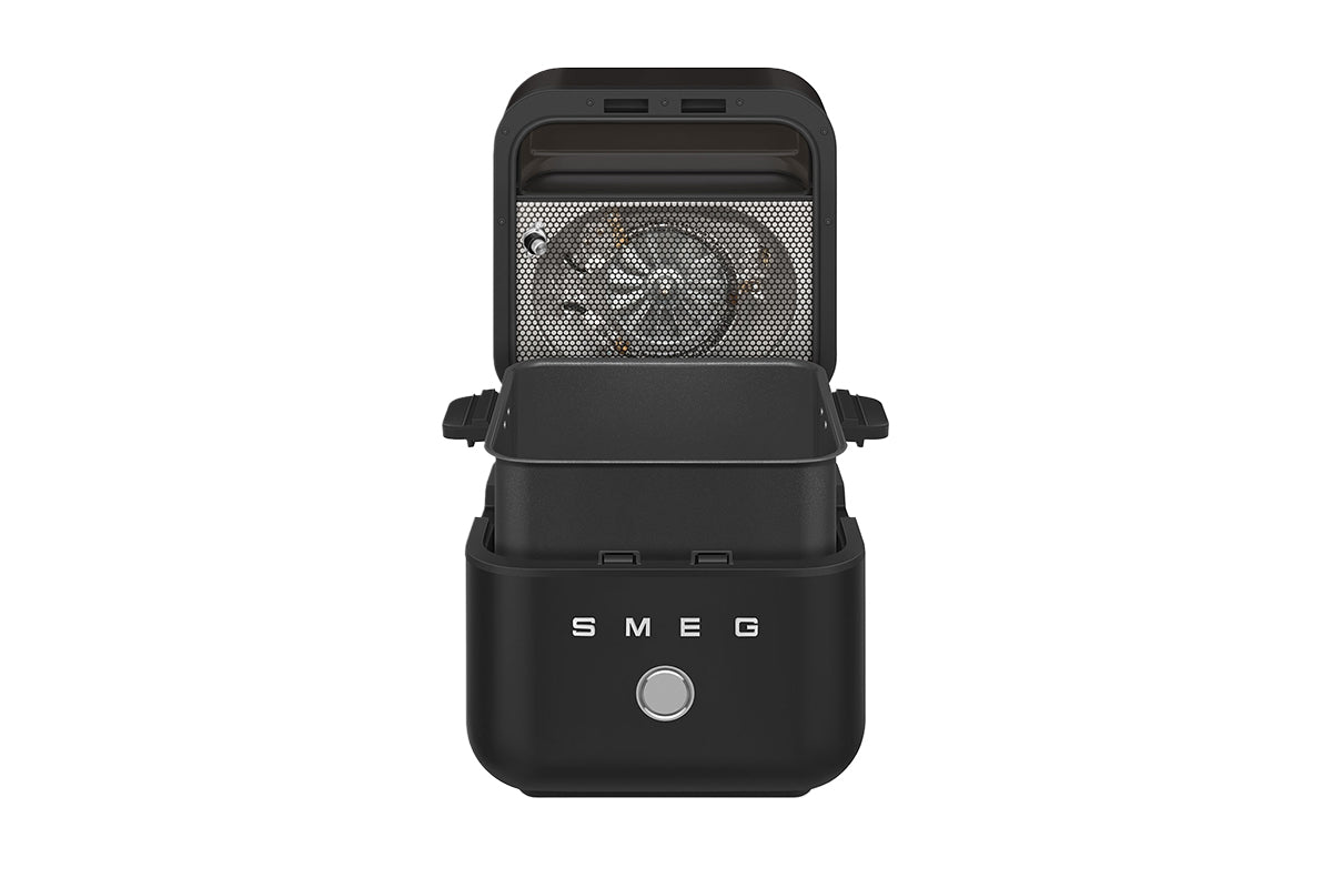 Smeg 7.3L Air Fryer | AFC01BLMUK | Matte Black-4