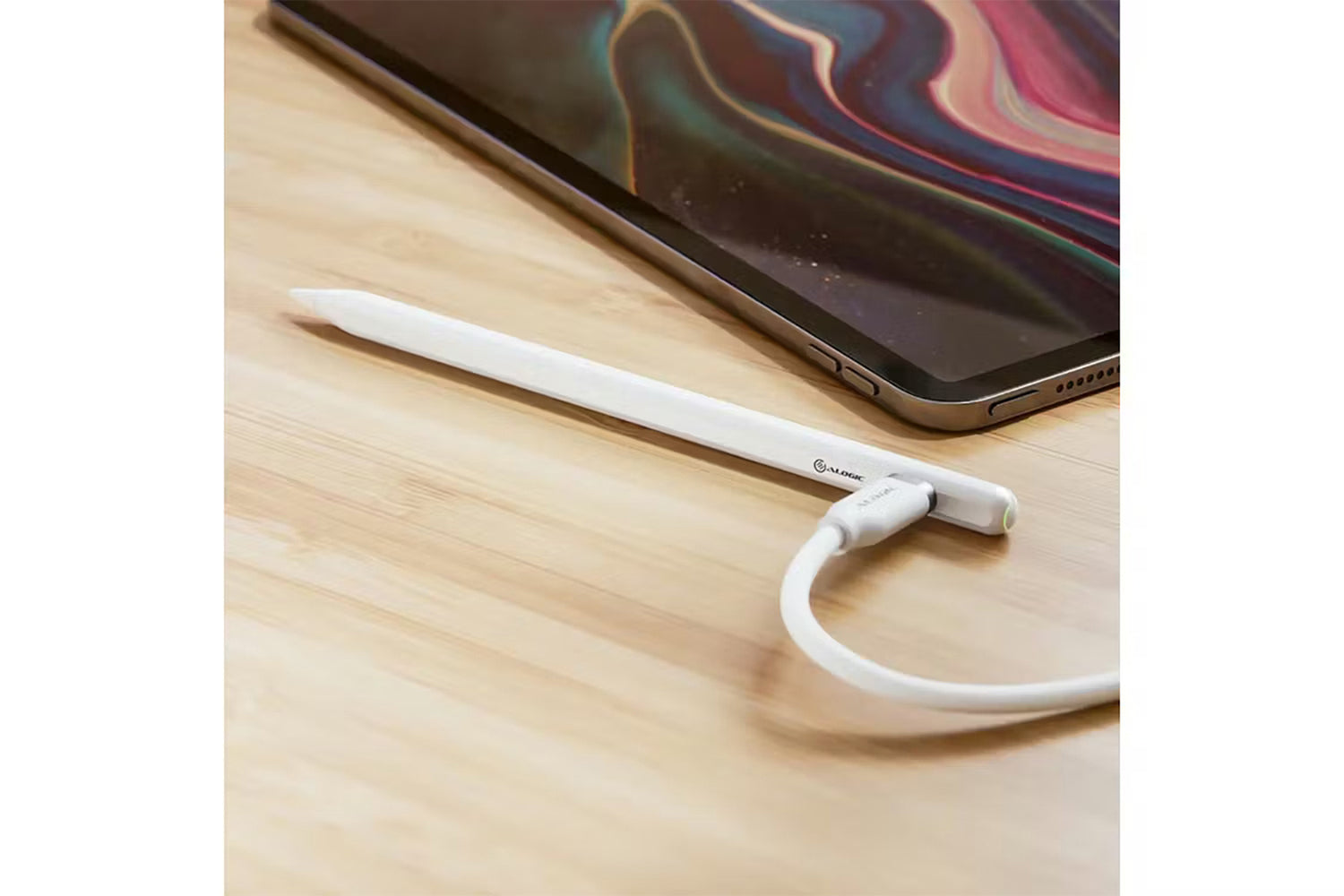 Alogic iPad Stylus Pen with USB-C & Wireless Charging-3