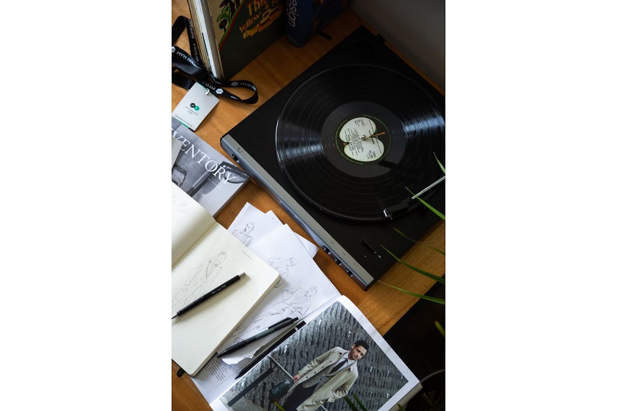Audio Technica | Fully Automatic Belt-drive Stereo Turntable | Gun Metal | Standard Size-6