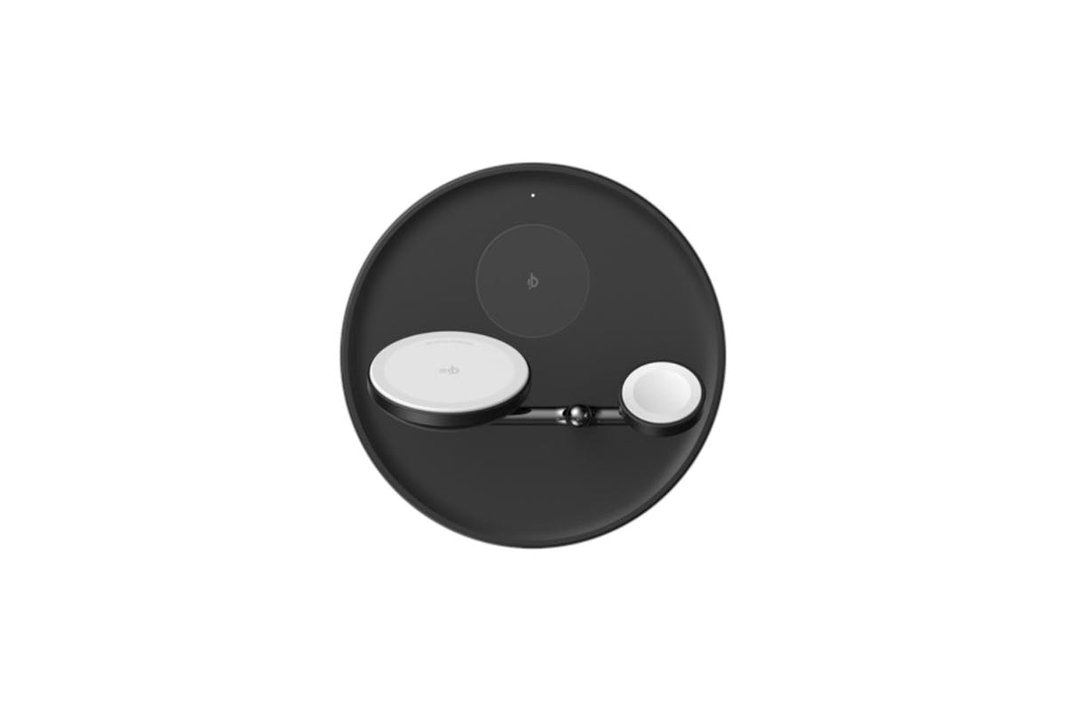 Anker MagGo 15W 3-in-1 Wireless Charging Station with Cable and Charger Bundle-8