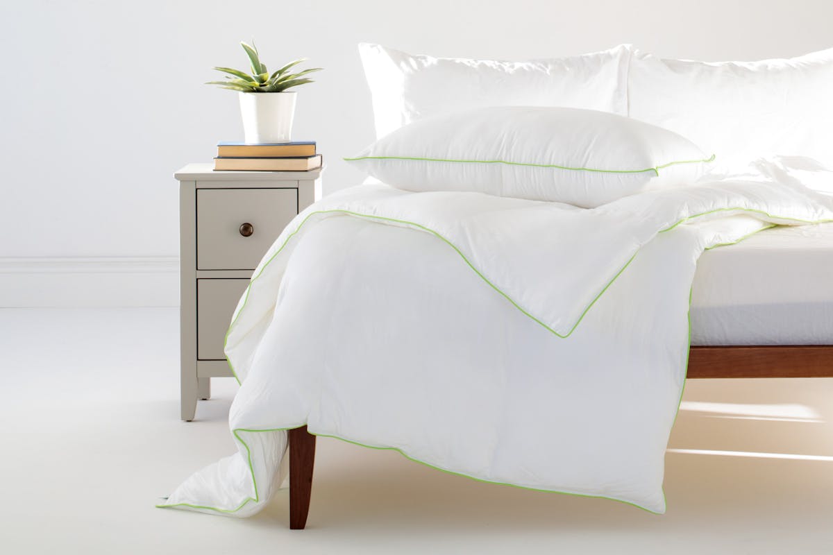 The Linen Room | Bamboo 10.5 Tog Duvet | Single-2