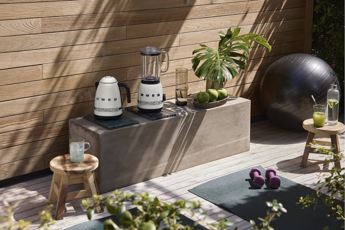 Smeg 50's Retro Style Porsche Blender | BLF03PCWUK | Carrara White-2