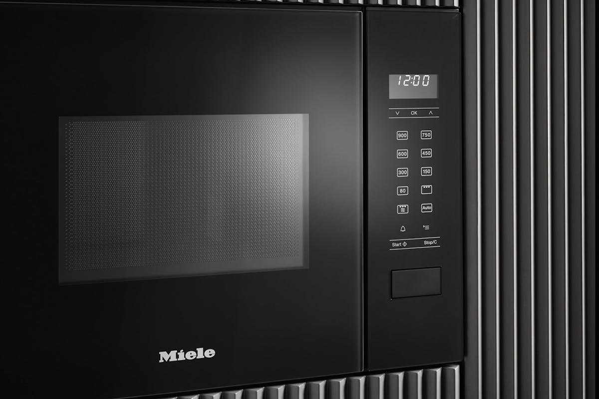 Miele 17L 800W Built-in Microwave | M2230SC | Obsidian Black-3