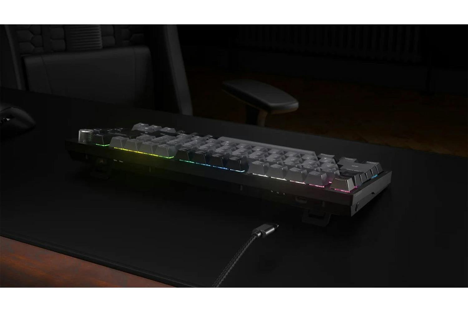 Corsair K65 PLUS Wireless 75% RGB Mechanical Gaming Keyboard | Midnight Gray-17