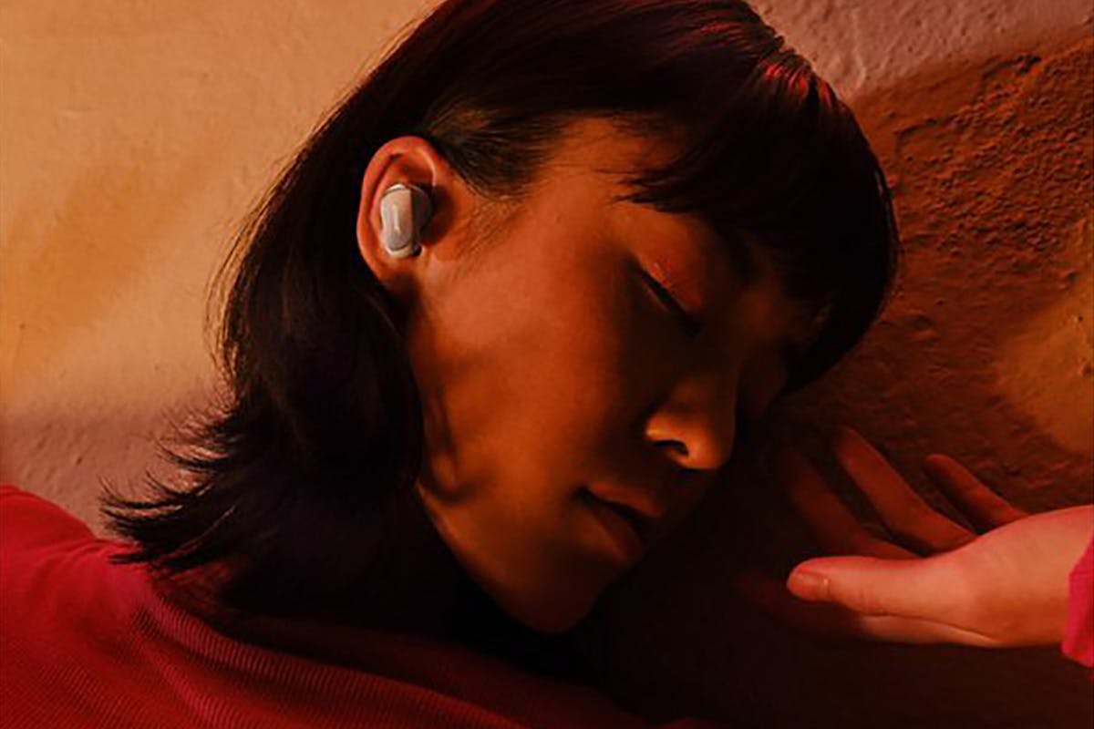 Bose QuietComfort Ultra In-Ear Noise Cancelling Earbuds | White Smoke-7