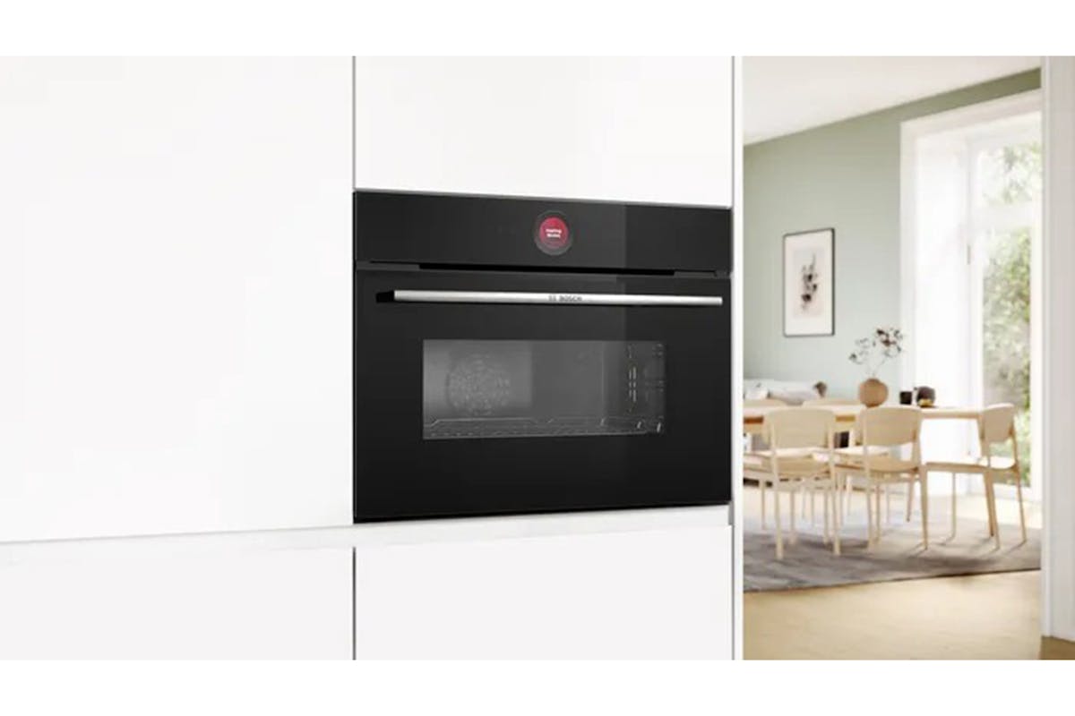 Bosch Series 8 Built-in Compact Microwave Oven | CMG7241B1B-2
