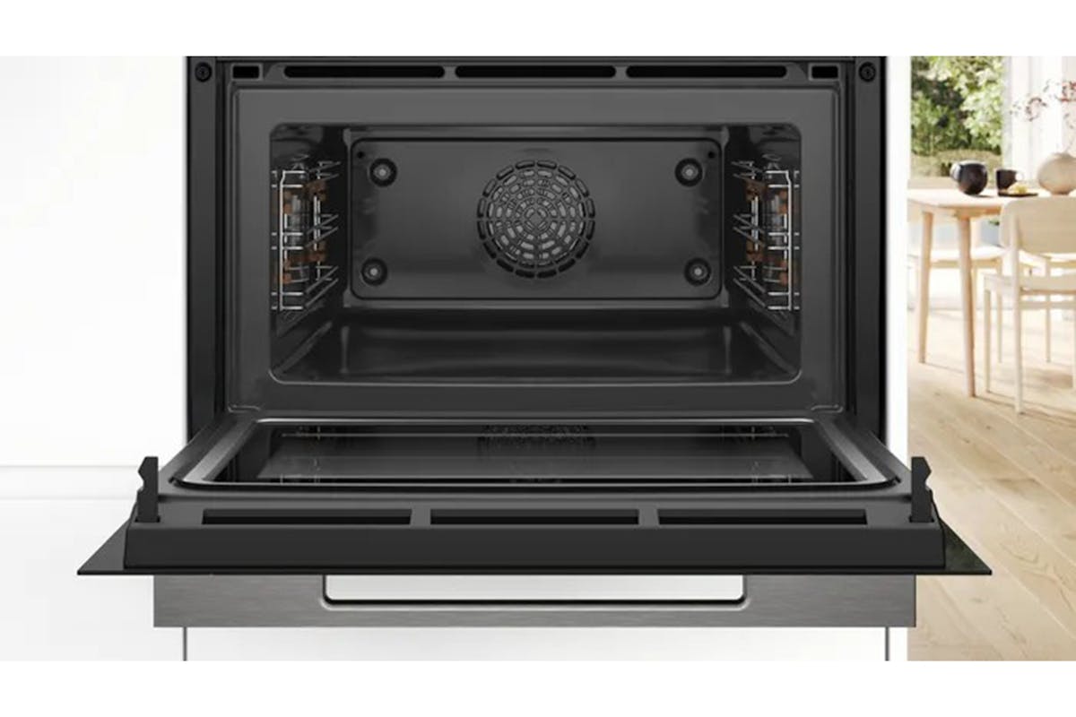 Bosch Series 8 Built-in Compact Microwave Oven | CMG7241B1B-4