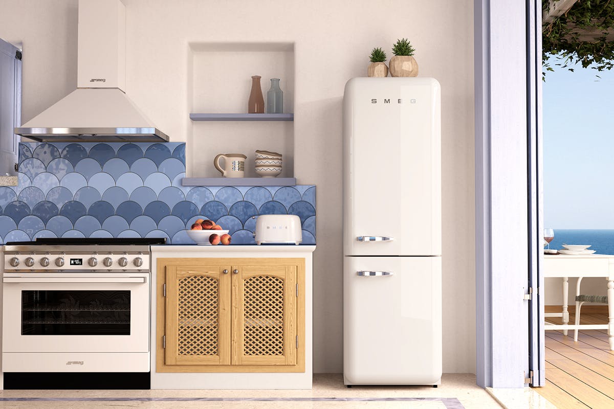 Smeg Portofino 90cm Dual Fuel Range Cooker | CPF9GPWH | White-4