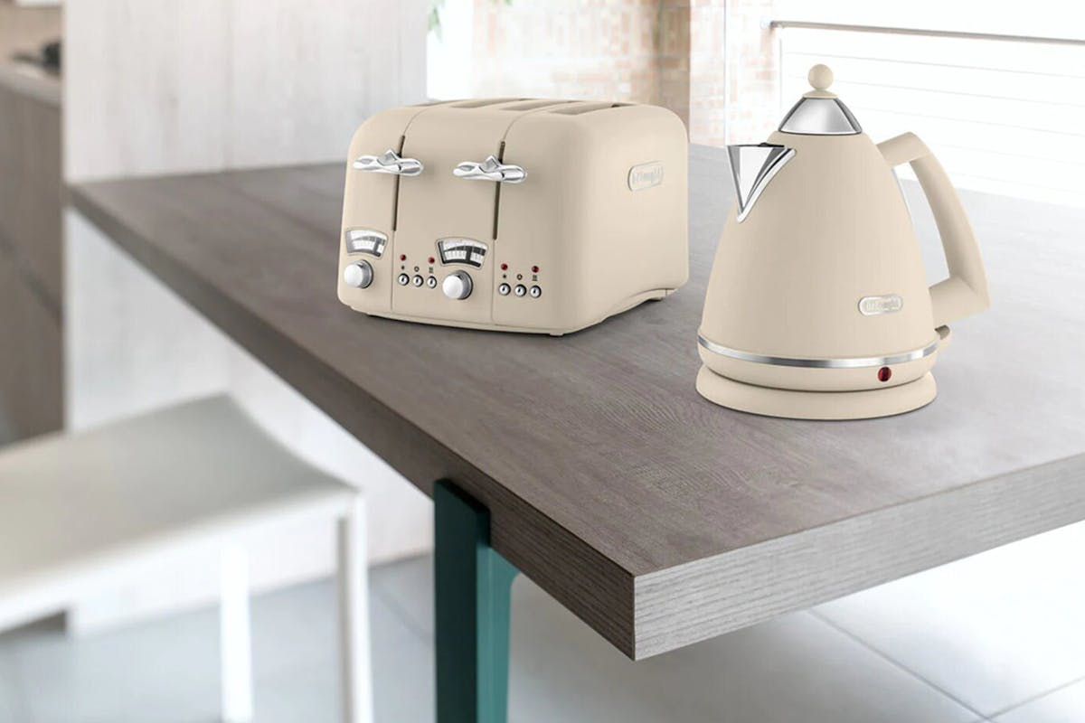 Delonghi Argento Flora 4 Slice Toaster | CT04BG | Beige-2