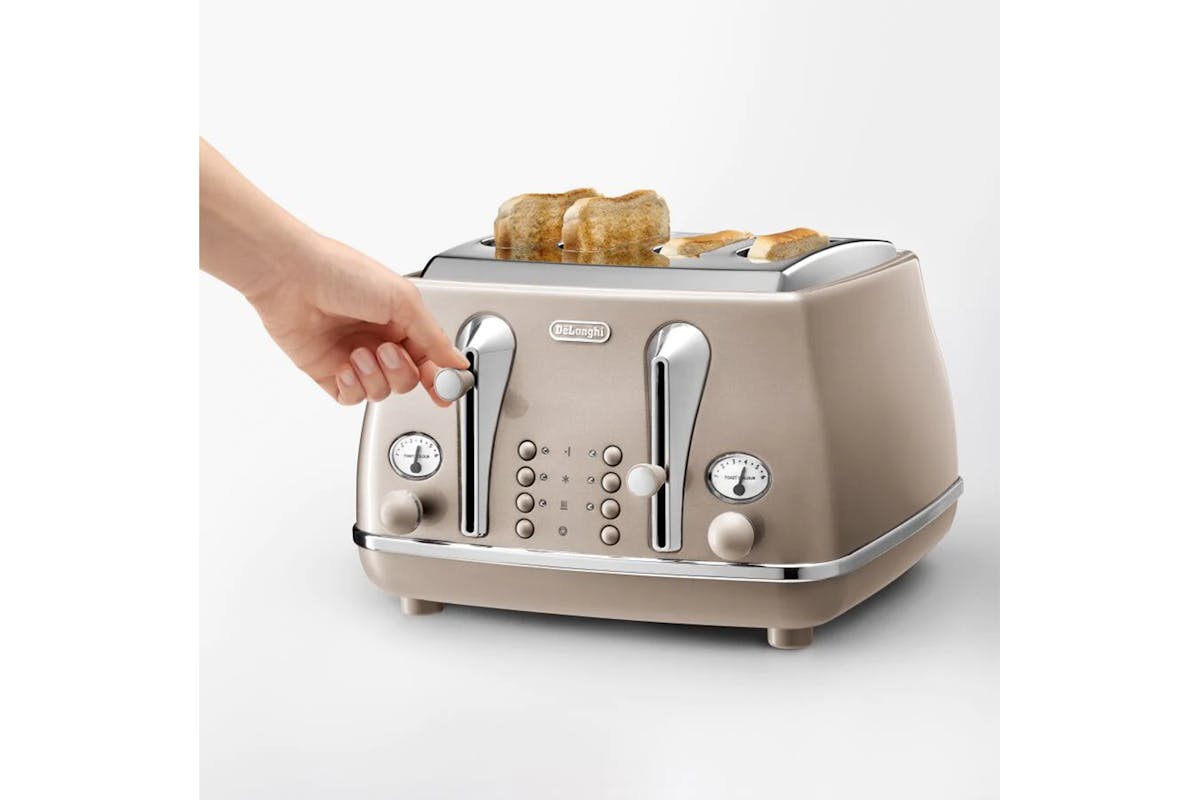 DeLonghi Icona Vintage 4 Slice Toaster | CTOT4003BG | Beige-3