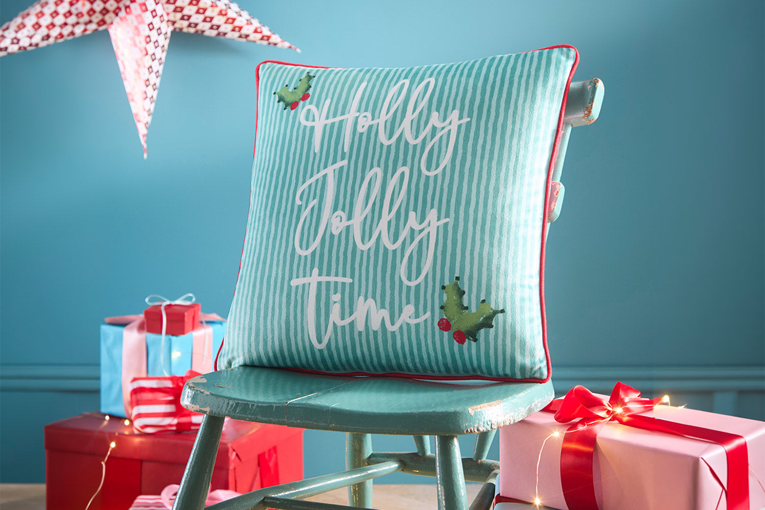 Christmas Frames Cushion | Red | 45 x 45 cm-4