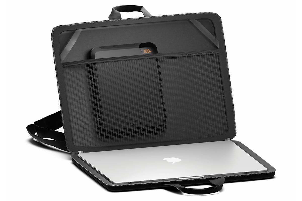 Cygnett 25000mAh Power Bank with Stand | Obsidian-2