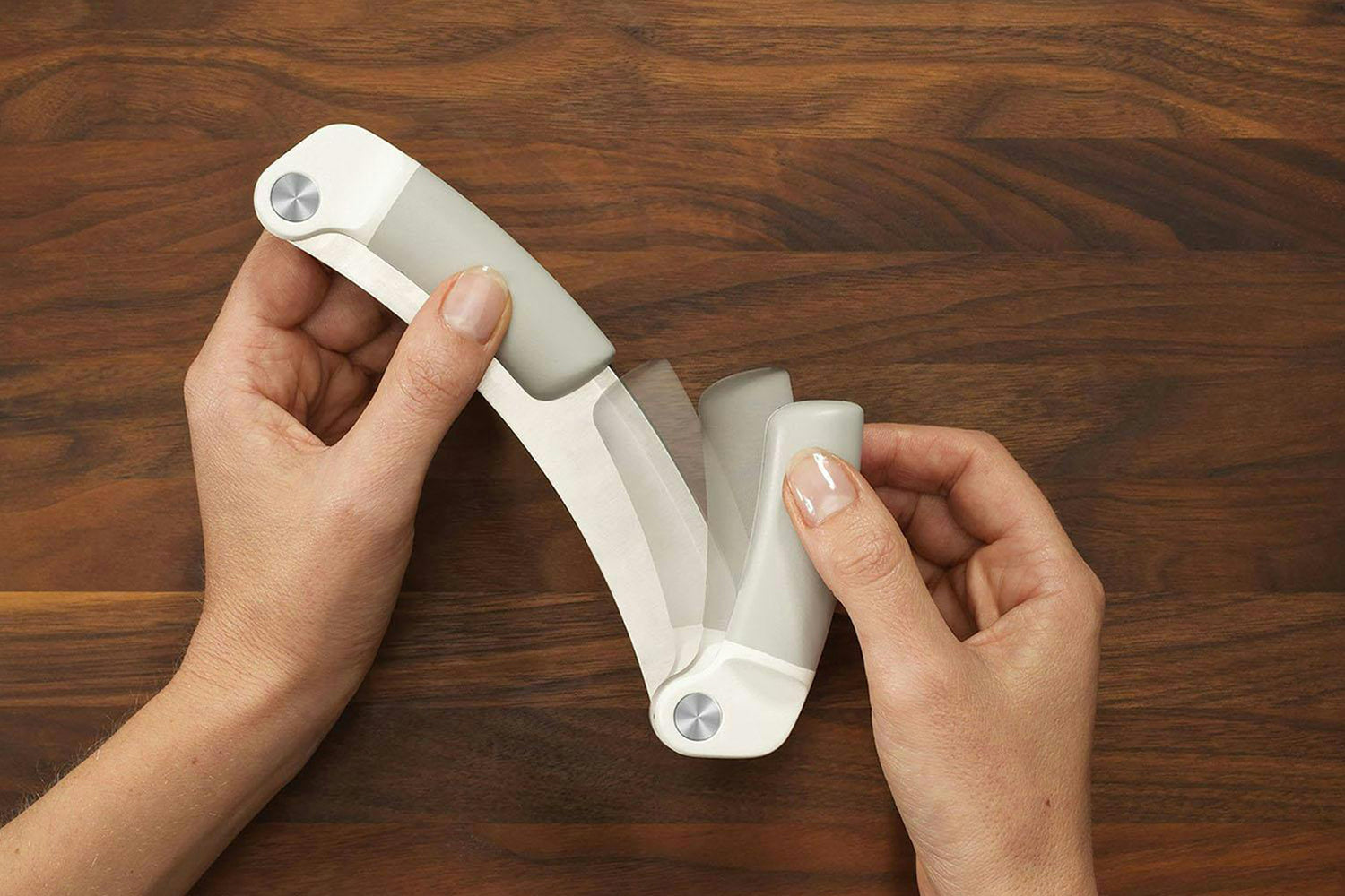 Joseph Joseph | Mezzaluna Herb Chopper-3
