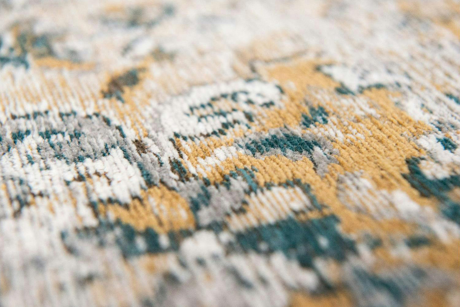 Louis De Poortere | Bakhtiari Fener Indoor Eco Rug | Multicolour | 280 x 390 cm-6