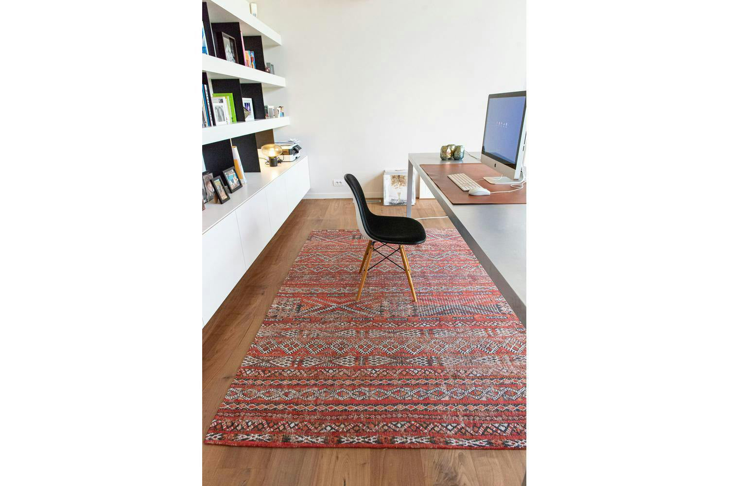 Louis De Poortere | Kilim Fez Indoor Eco Rug | Red | 280 x 390 cm-5